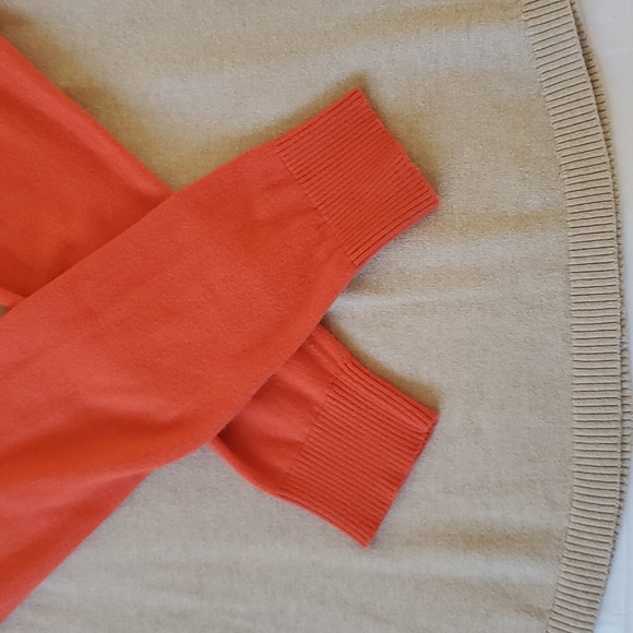 Vineyard Vines Cashmere Sweater, Size S - Picture 5 of 8